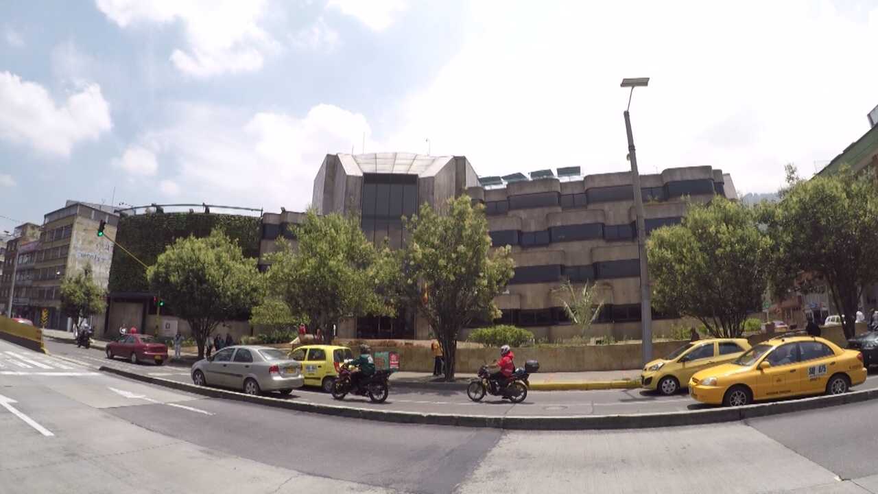 La Secretaría de Ambiente se encuentra ubicada en la avenida Caracas # 54 - 38 localidad de Chapinero.