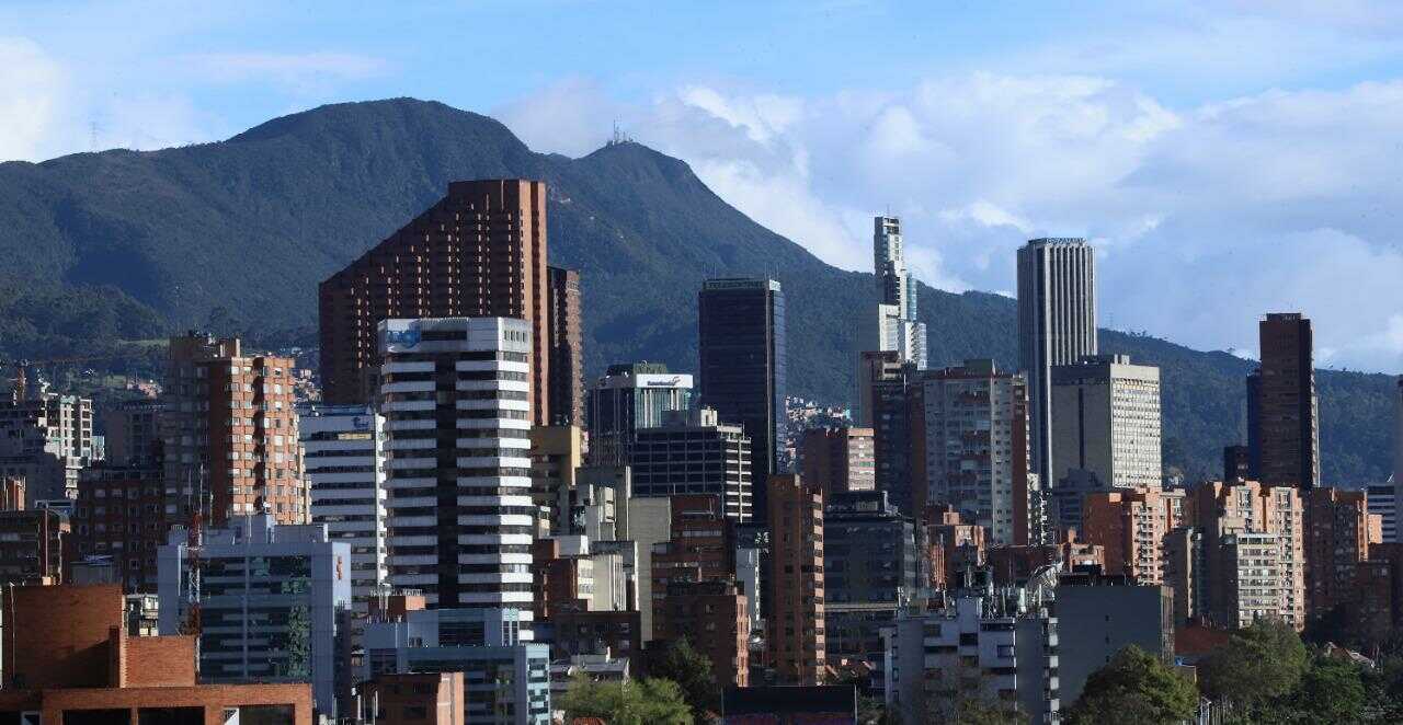 Mediciones de calidad del aire en Bogotá cumplen con la norma nacional y los estándares internacionales