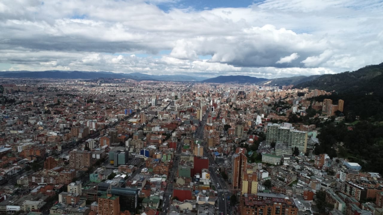 Condiciones atmosféricas favorables han permitido mejorar la calidad del aire de Bogotá
