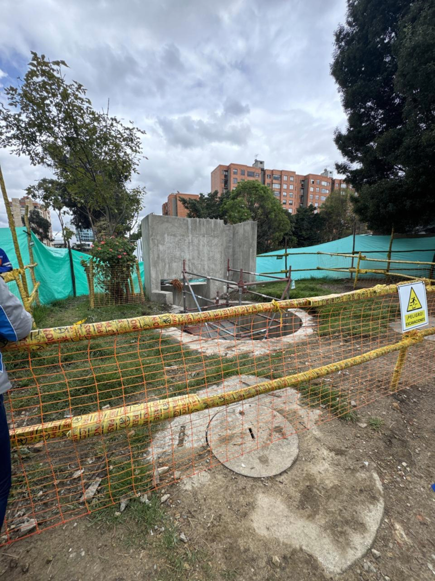 Fotografía de visita de campo en seguimiento a proyecto con licenciamiento ambiental